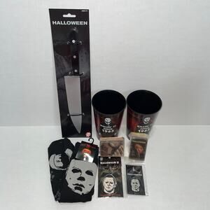 GIFT LOT 8 HALLOWEEN MICHAEL MYERS KEYRING PIN KNIFE SOCKS SOAP CUPS